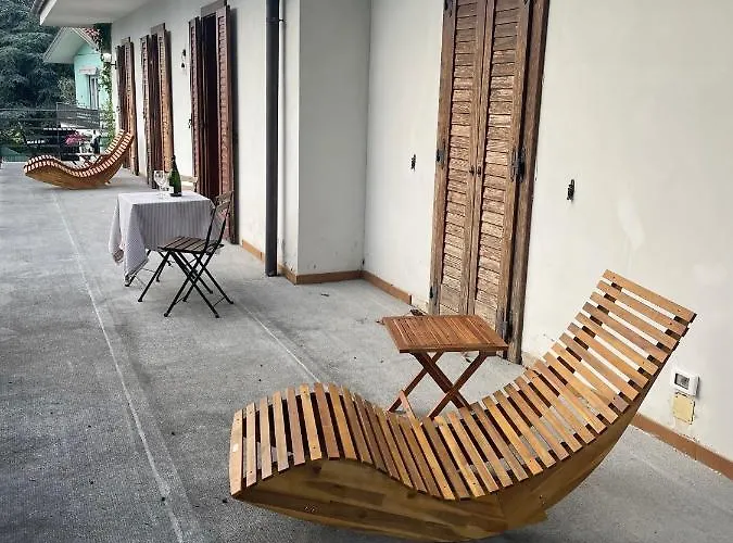 Affittacamere Hoara *